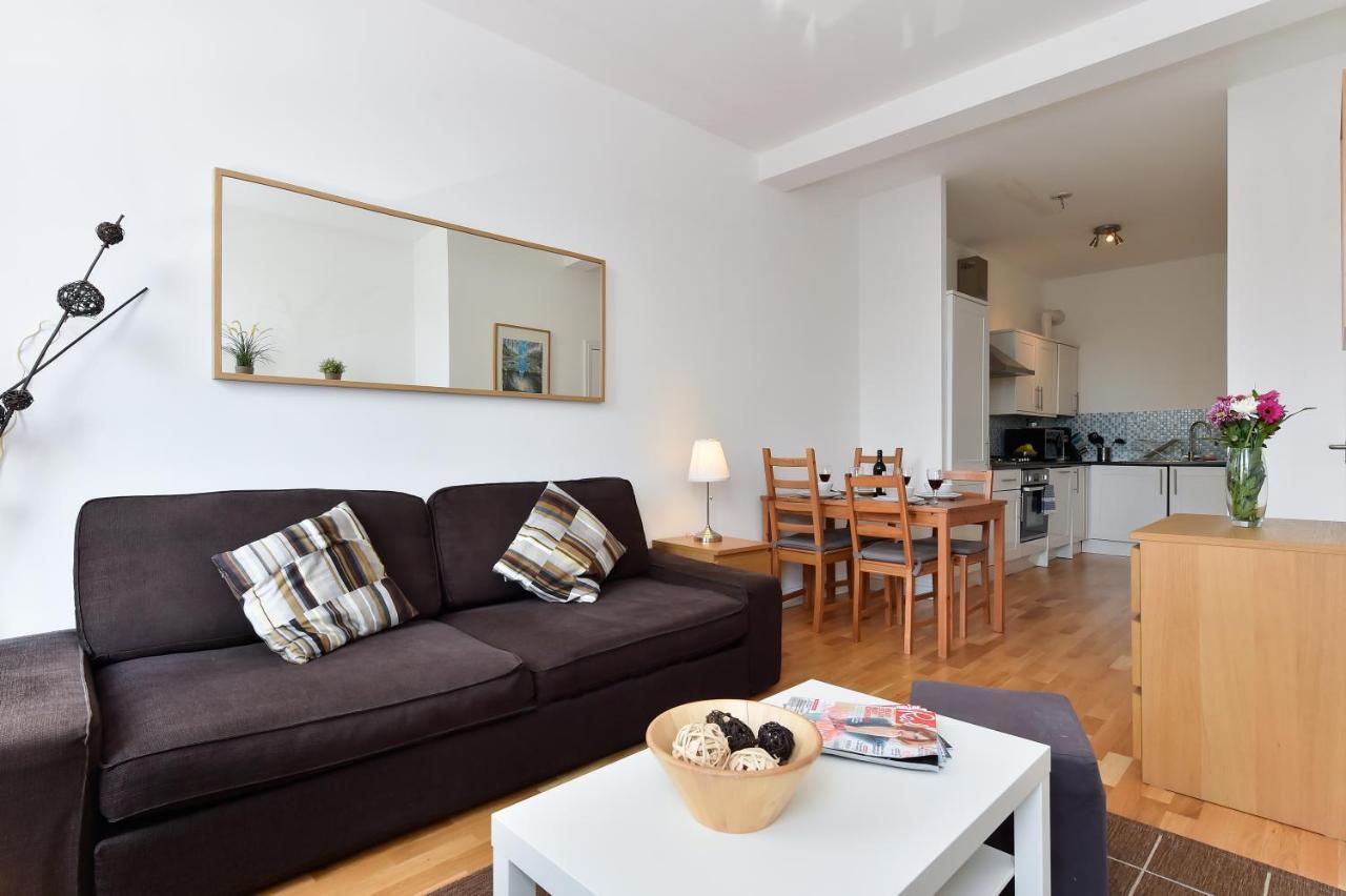 Regents Canal Apartments 런던 외부 사진